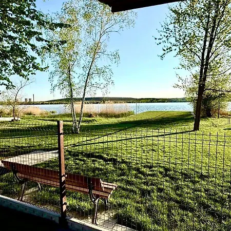 Tj Nyaralo Holiday home *