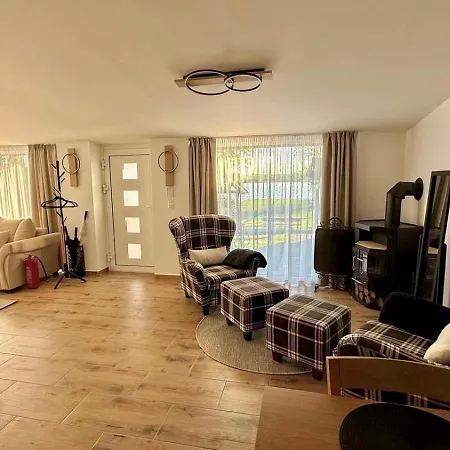 Tj Nyaralo Holiday home