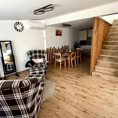 Holiday home Tj Nyaralo